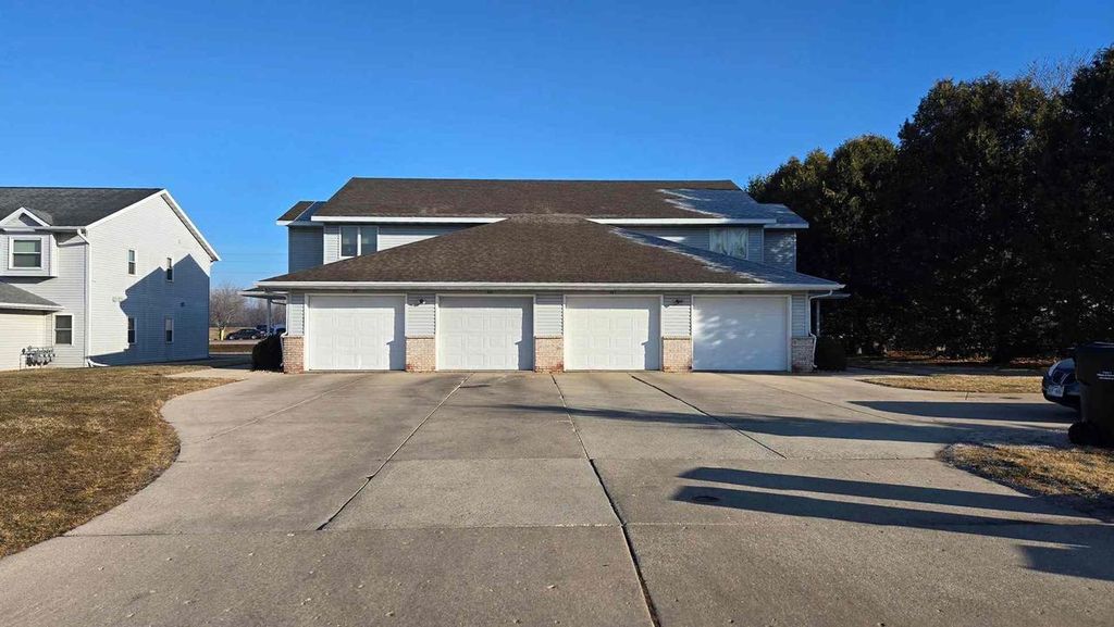 Photo of 601 Seminole WAY, Deforest, WI 53532 (MLS # 2018335)