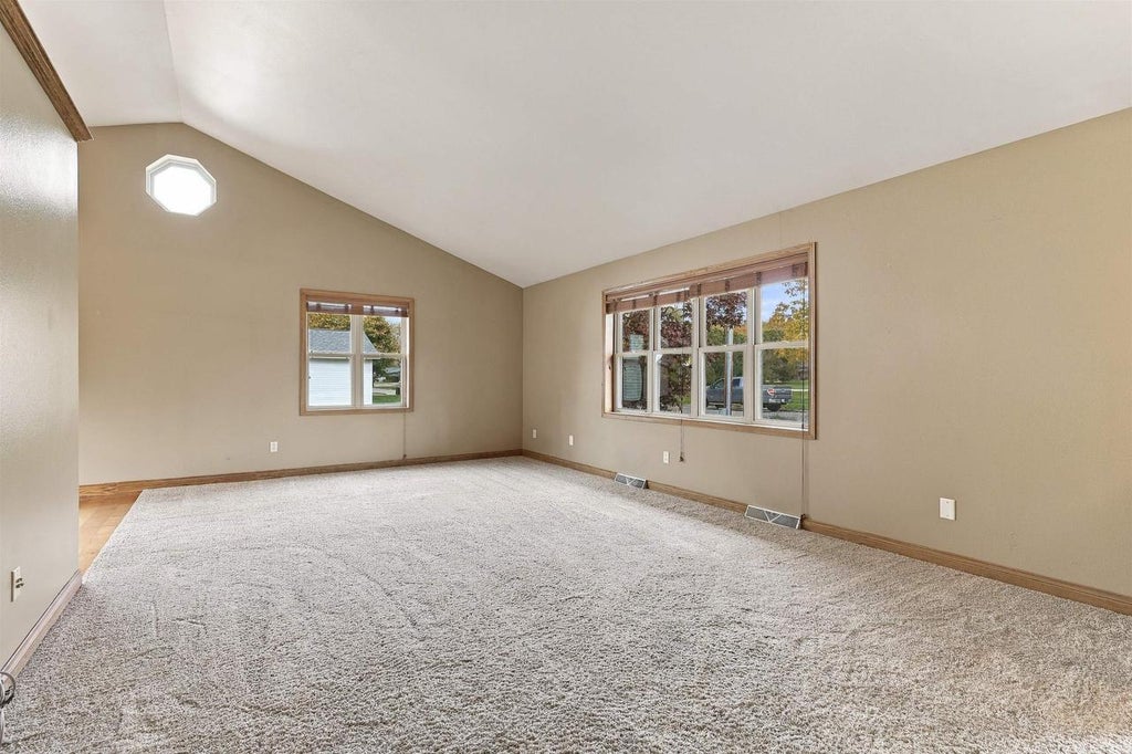 Photo of 2419 N Lisa STREET, Appleton, WI 54914 (MLS # 50335046)