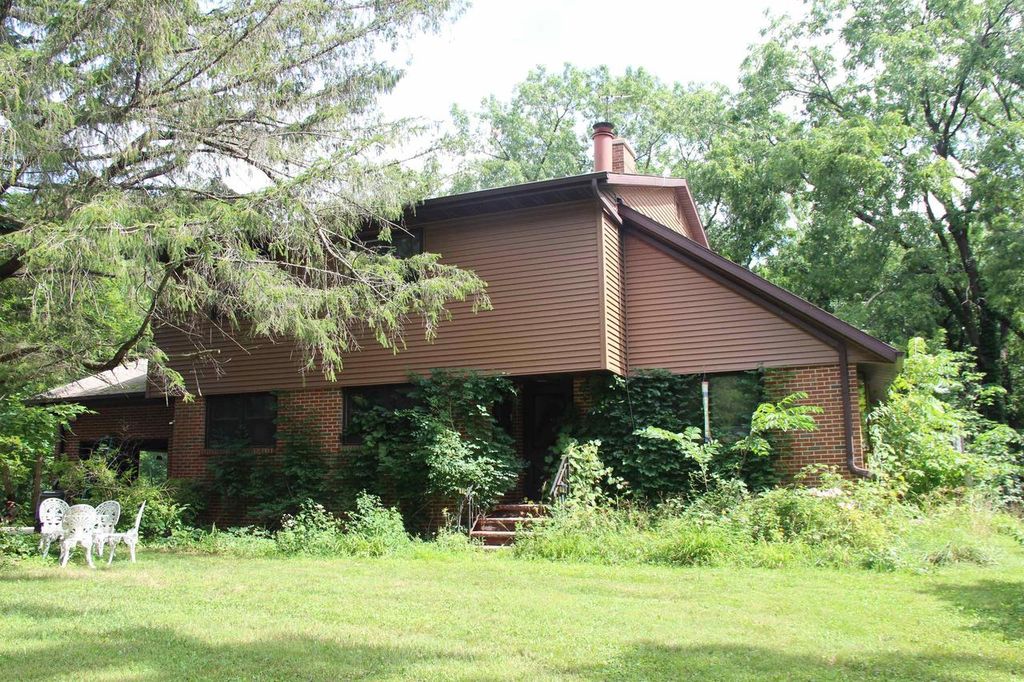 Photo of 2975 River Birch DRIVE #C, Brookfield, WI 53045 (MLS # 1944088)