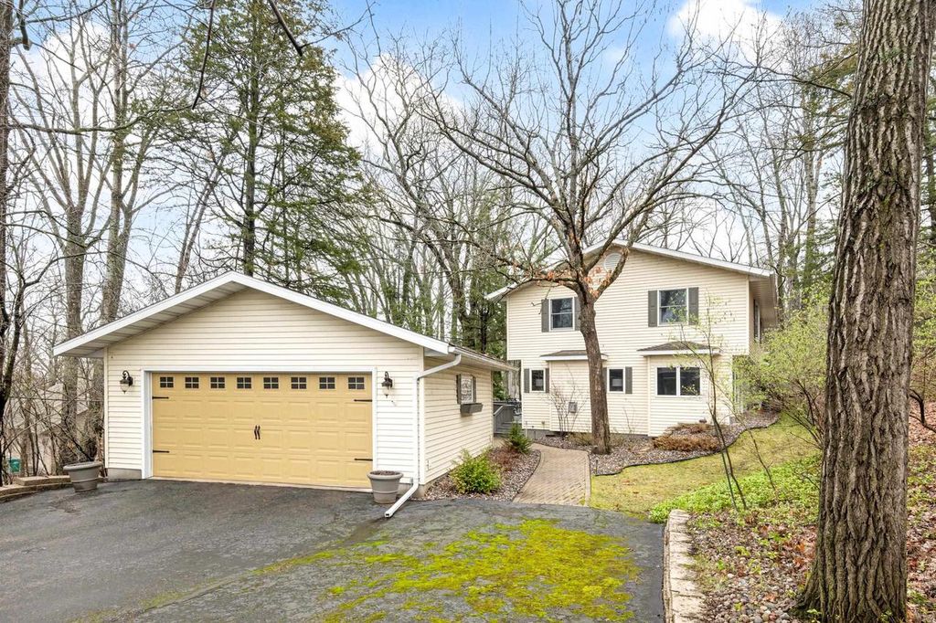 Photo of N4902 Peacock LANE, Green Lake, WI 54941 (MLS # 2020069)