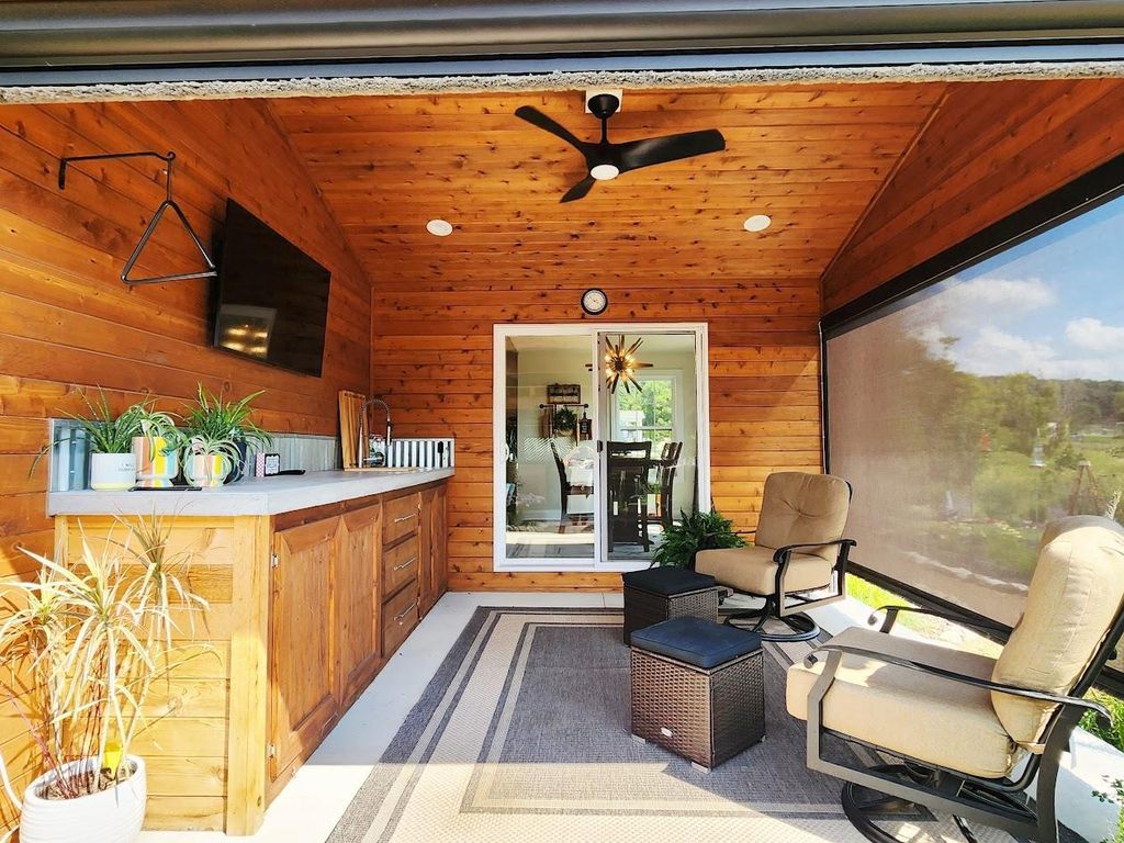 Photo of 4 Mistral COURT, Fond Du Lac, WI 54937 (MLS # 50318038)