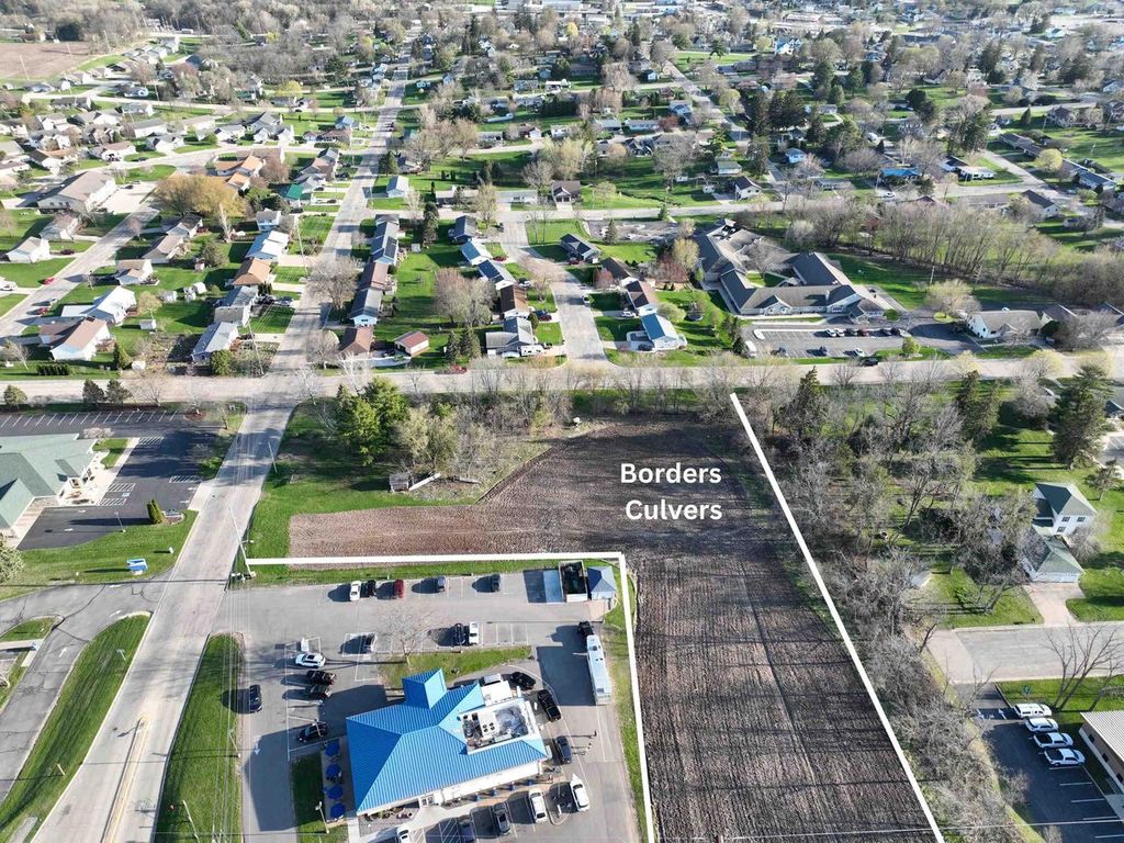 Photo of 1114 N Johns STREET, Dodgeville, WI 53533 (MLS # 2023817)