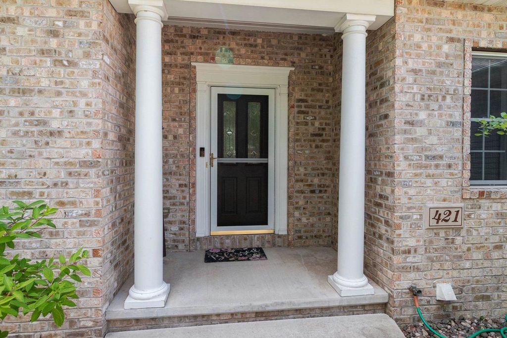 Photo of 421 E Sheffield LANE, Appleton, WI 54913 (MLS # 50327997)