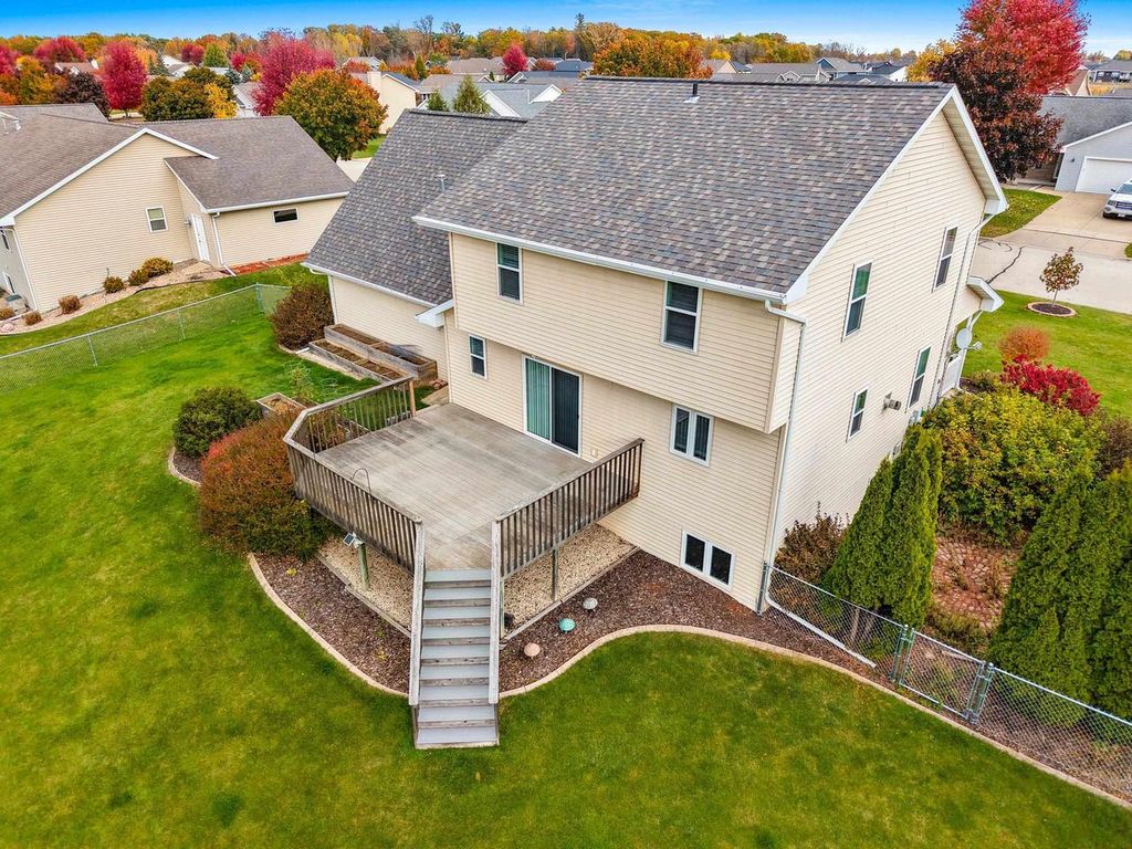 Photo of 2638 Spica LANE, Green Bay, WI 54311 (MLS # 50317244)
