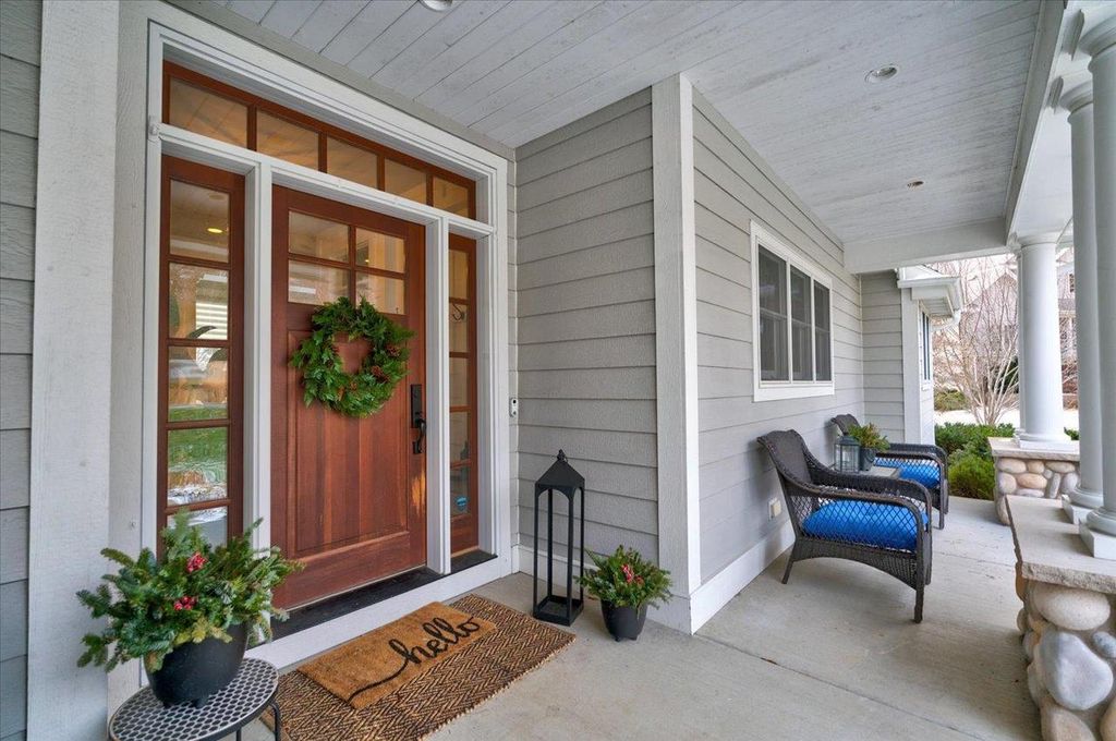 Photo of 4857 Autumn Leaf COURT, Waunakee, WI 53597 (MLS # 2015349)