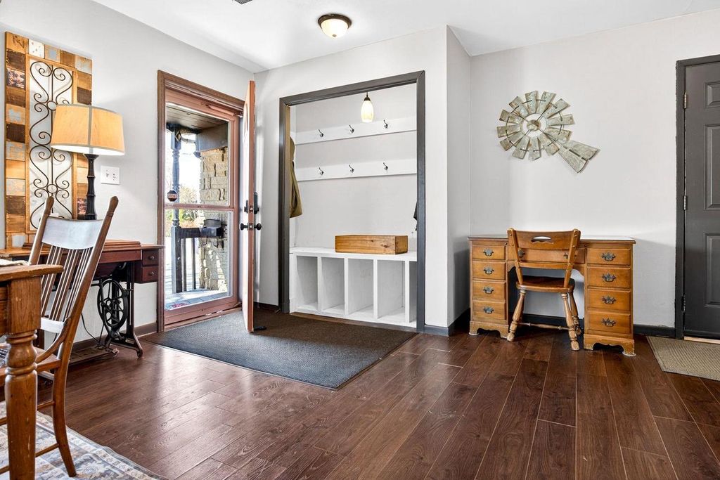 Photo of 712 Chestnut STREET, Neenah, WI 54956 (MLS # 50323516)