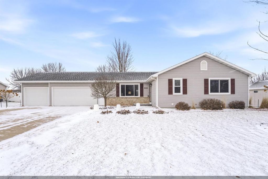 Photo of N9555 Chadbury LANE, Appleton, WI 54915 (MLS # 50320068)