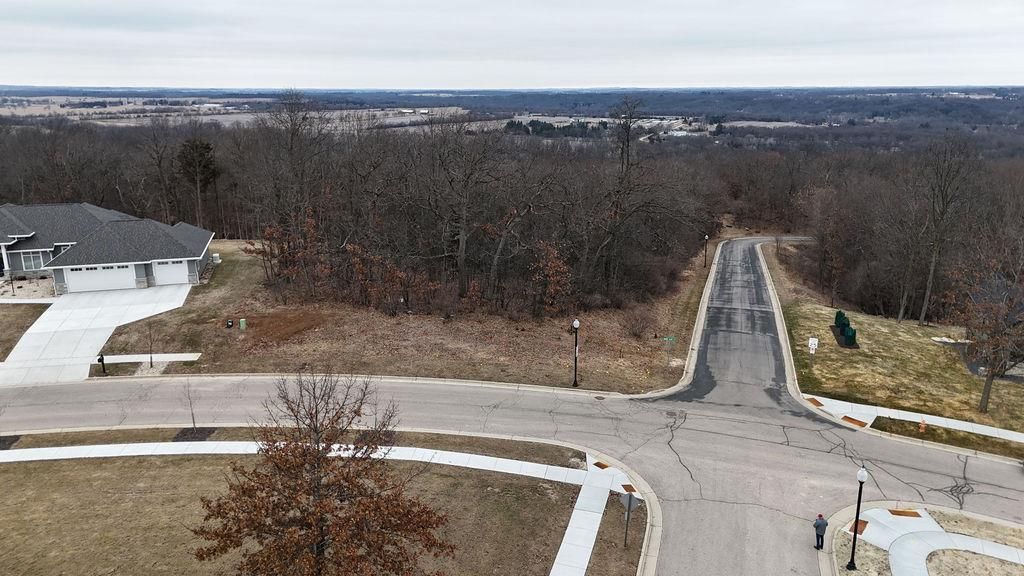 Photo of 2543 Arbor Ridge WAY, Janesville, WI 53548 (MLS # 2016995)