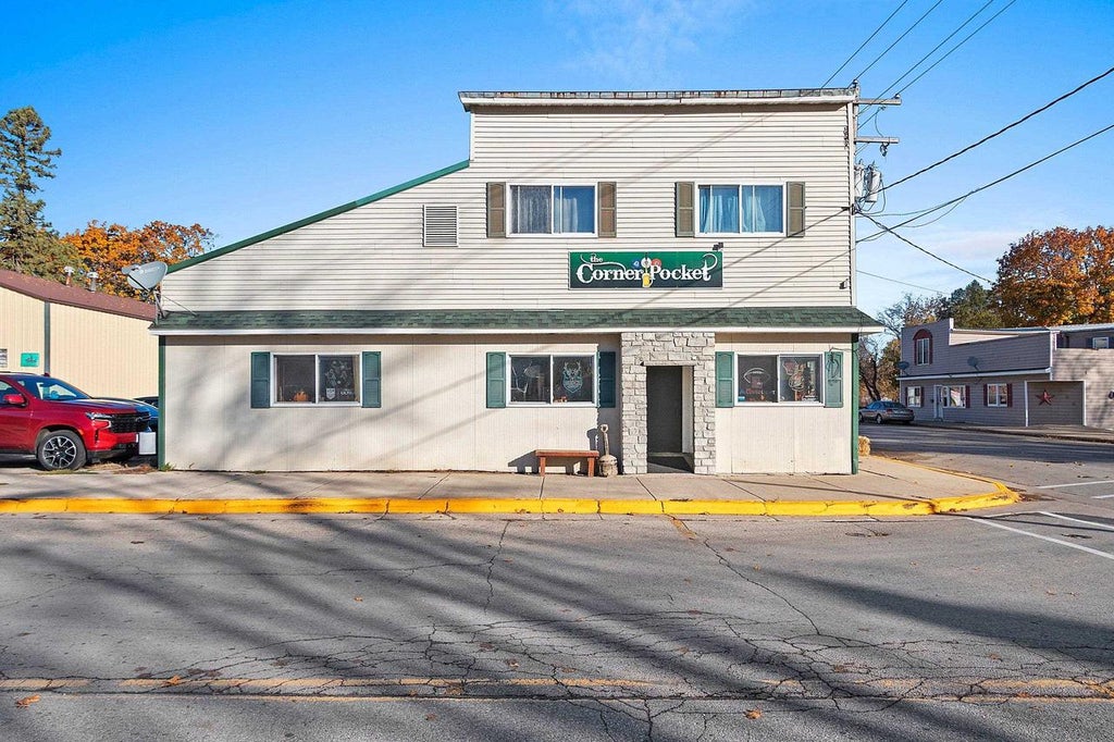 Photo of 203 Green Bay AVENUE, Oconto Falls, WI 54154 (MLS # 50335133)