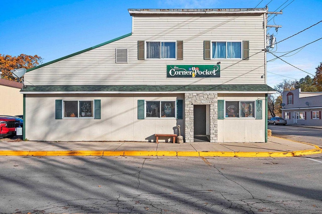 Photo of 203 Green Bay AVENUE, Oconto Falls, WI 54154 (MLS # 50335133)