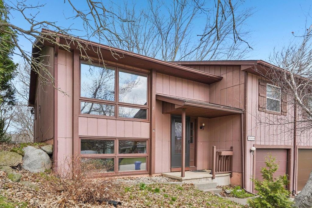 Photo of 5800 Tudor DRIVE, Fitchburg, WI 53711 (MLS # 2019719)