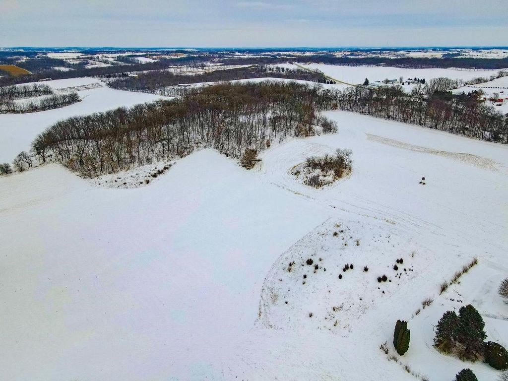 Photo of Lot 2 Zweifel ROAD, Brooklyn, WI 53521 (MLS # 2013788)