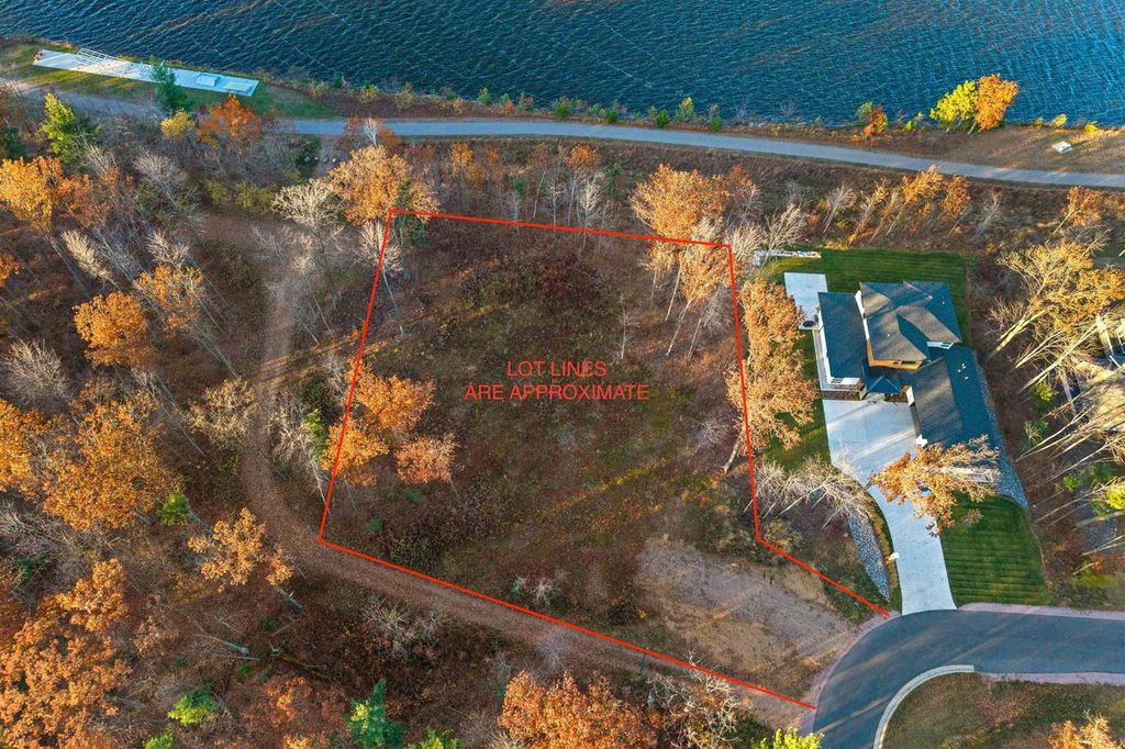 Photo of 3053 Waterview DRIVE, Wisconsin Rapids, WI 54494 (MLS # 22505416)