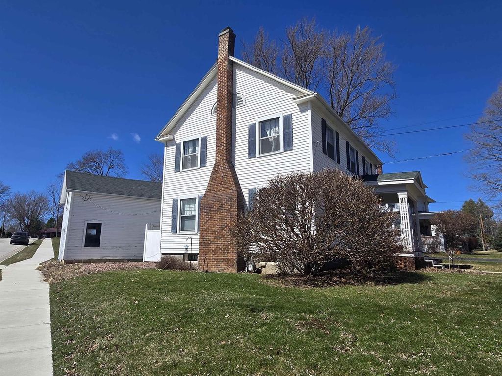 Photo of 605 W Madison STREET, Lake Mills, WI 53551 (MLS # 2015730)