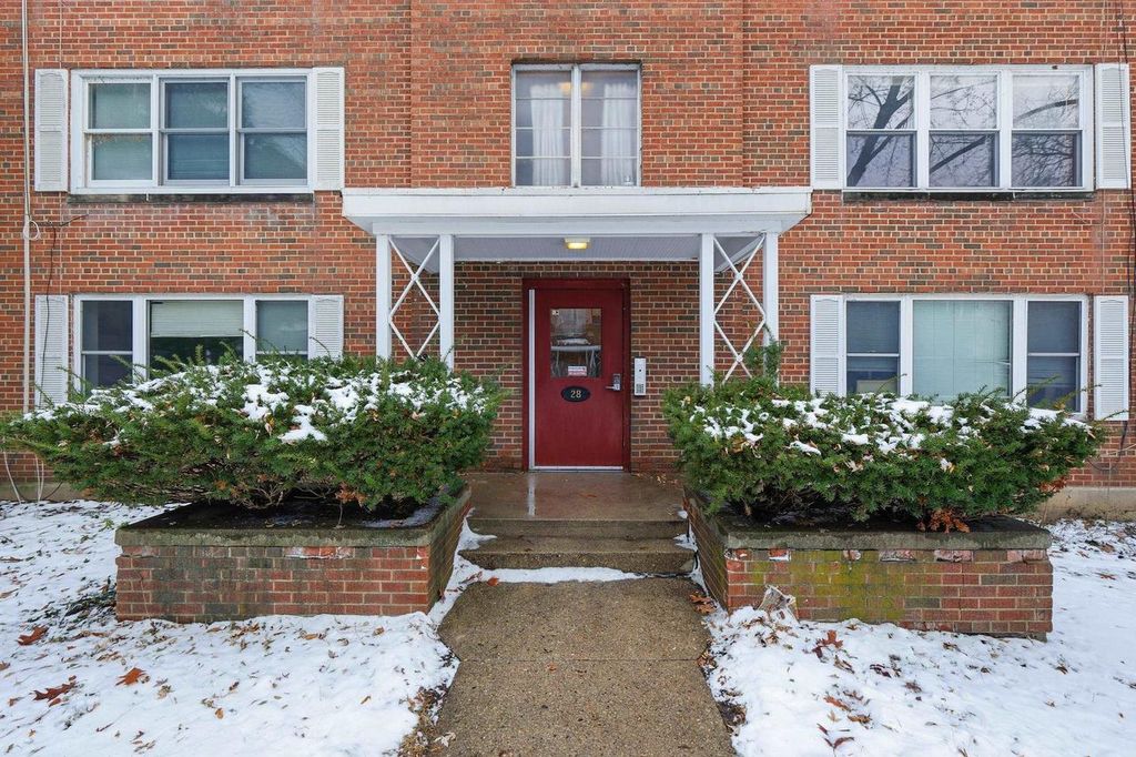 Photo of 28 Sherman TERRACE #4, Madison, WI 53704 (MLS # 2014284)
