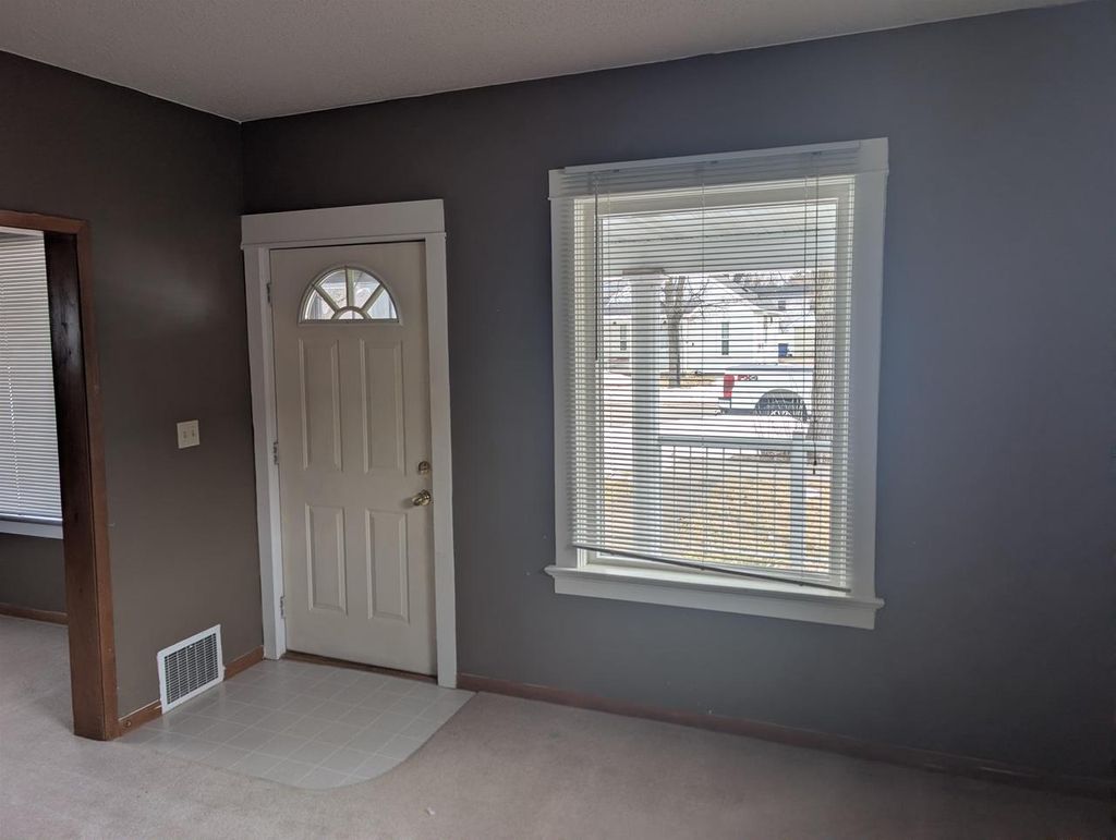 Photo of 1914 Emerson STREET, Wausau, WI 54403 (MLS # 22601201)