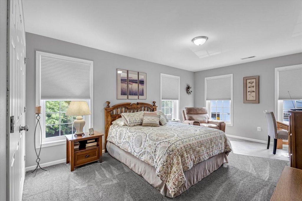 Photo of 1203 Woodbury COMMON #D, Waukesha, WI 53189 (MLS # 1939309)