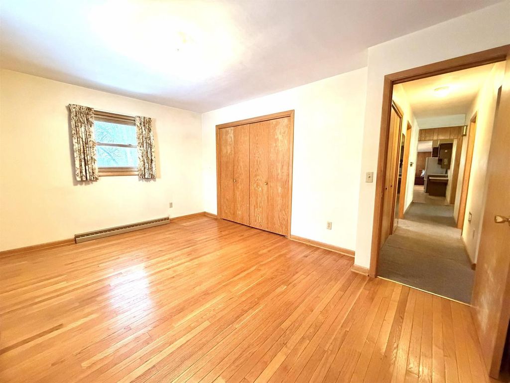 Photo of 8201 County Road Y, Marshfield, WI 54449 (MLS # 22600759)