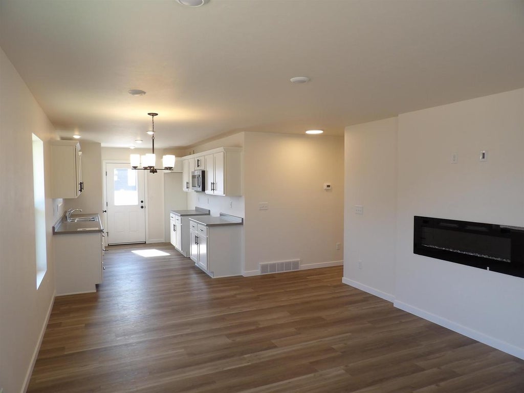 Photo of 2509 Lawrence DRIVE, De Pere, WI 54115 (MLS # 50330854)
