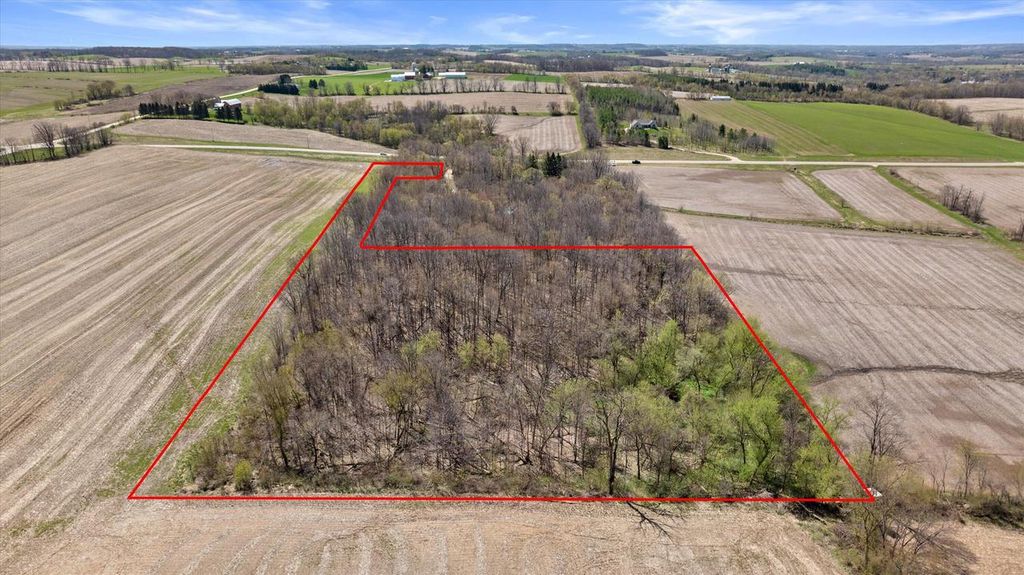Photo of Lt1 County Road S, Iron Ridge, WI 53035 (MLS # 1958810)