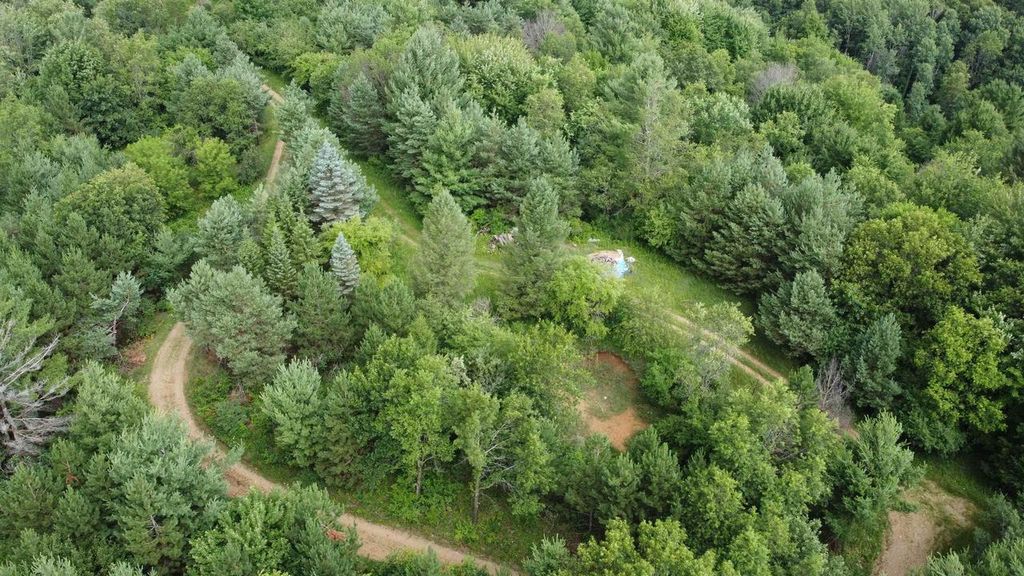 Photo of N4830 Eagles Nest DRIVE, Elroy, WI 53929 (MLS # 2027308)