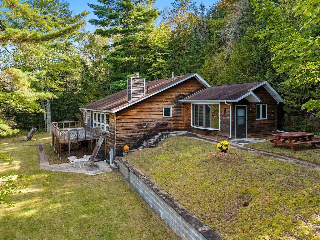 Photo of 15618 Upper Island Lake LANE, Mountain, WI 54149 (MLS # 50333290)
