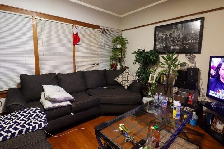 Photo of 3225 N 39th STREET, Milwaukee, WI 53216 (MLS # 1982833)