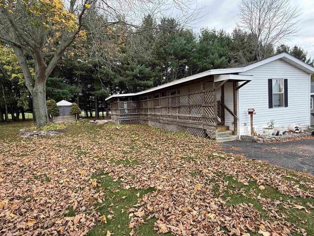 Photo of 265 Mesa View DRIVE, Wisconsin Dells, WI 53965 (MLS # 2035701)