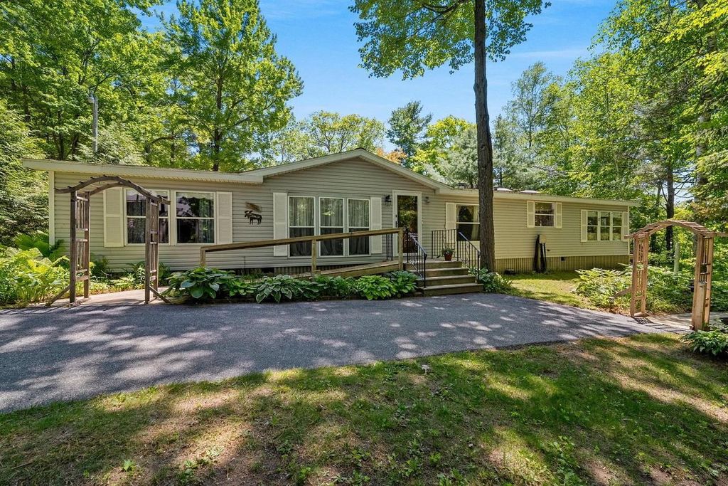 Photo of 5109 MacHickanee LANE, Lena, WI 54139 (MLS # 50326605)