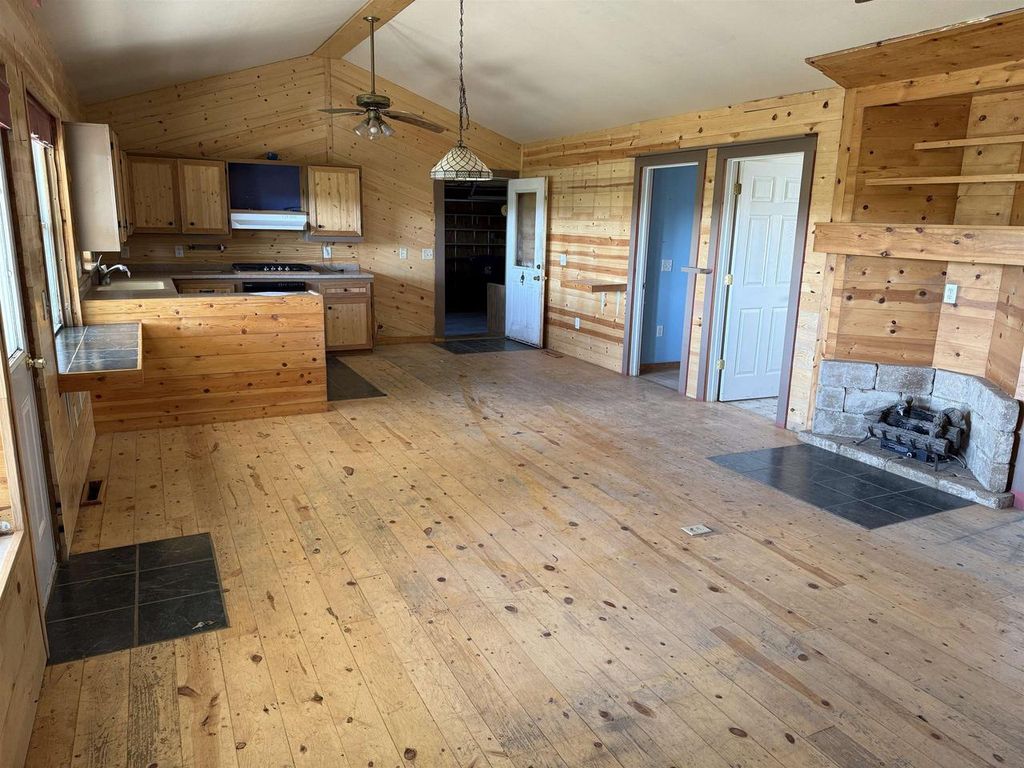 Photo of 5411 N County Line ROAD, Whitewater, WI 53190 (MLS # 2010984)