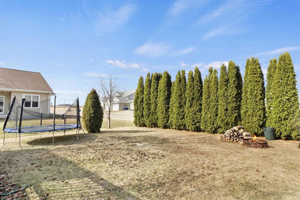 Photo of 714 WARNER STREET, Columbus, WI 53925 (MLS # 2017163)