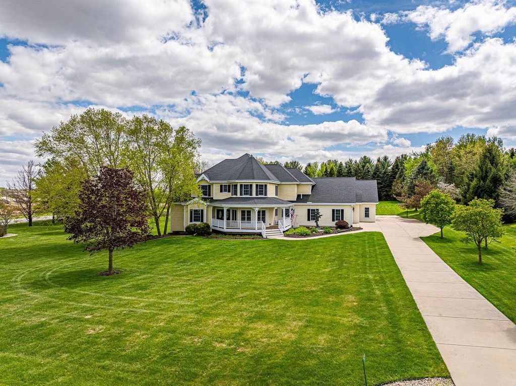 Photo of 7527 Fallen Oak DRIVE, Verona, WI 53593 (MLS # 2023426)