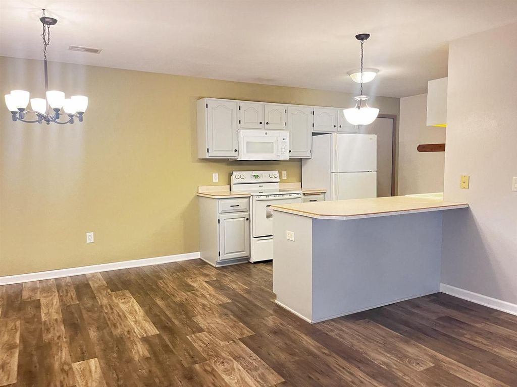 Photo of 590 Kelvington DRIVE, Sun Prairie, WI 53590 (MLS # 2013250)