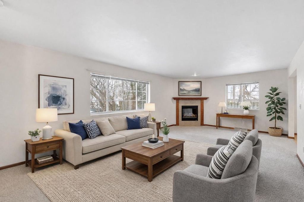 Photo of 4642 Ridge COURT, Manitowoc, WI 54220 (MLS # 50319316)