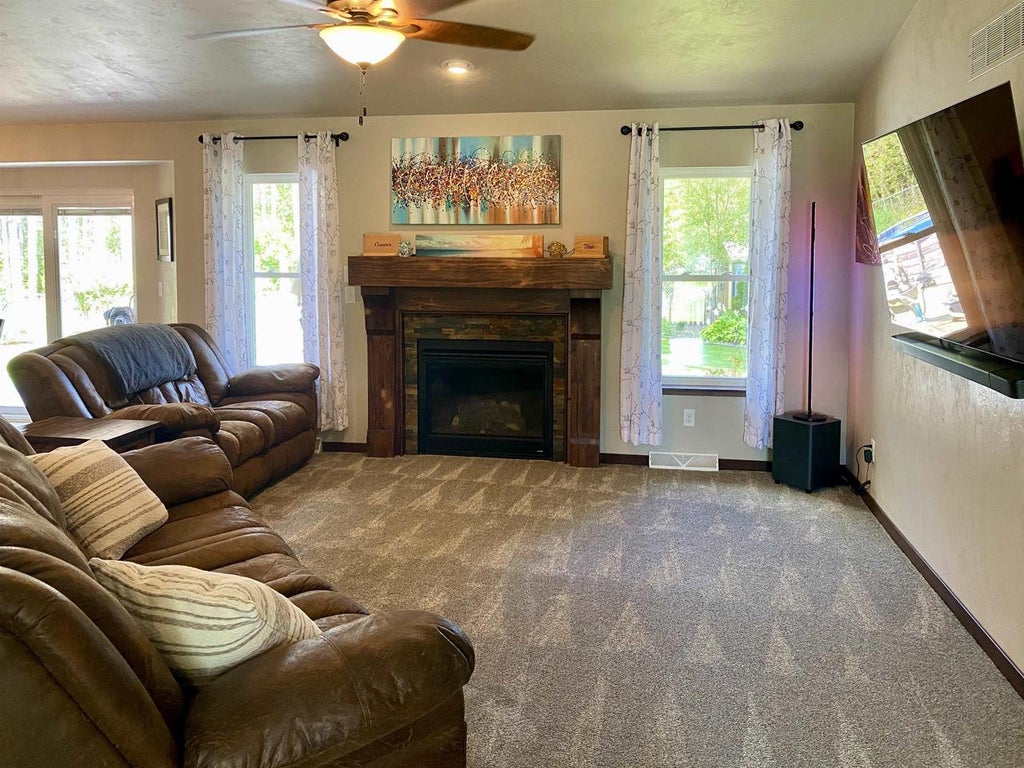 Photo of 2570 Truman AVENUE, Plover, WI 54467 (MLS # 22604316)