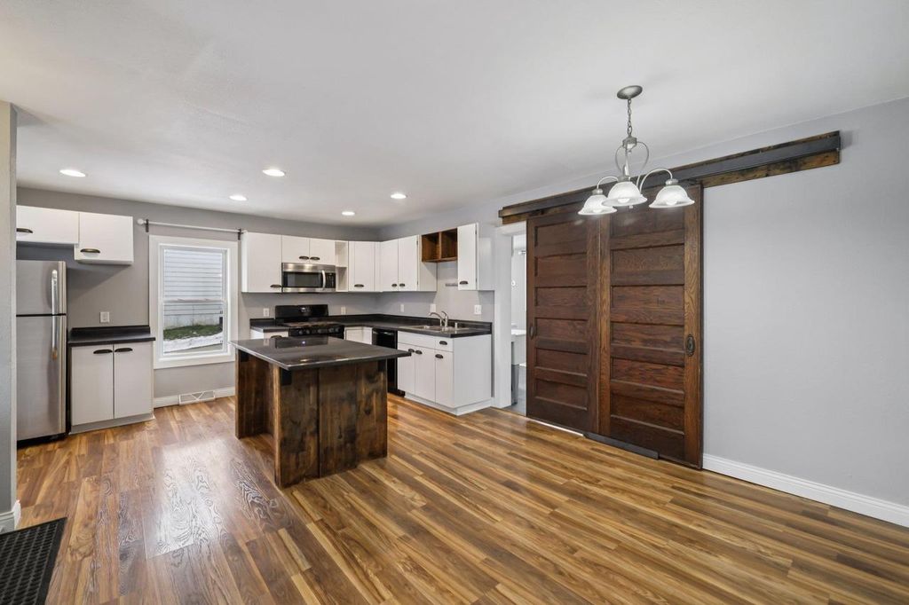 Photo of 140 South STREET, Sun Prairie, WI 53590 (MLS # 2014072)