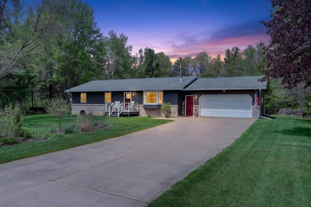 Photo of 9321 Buena Vista ROAD, Wisconsin Rapids, WI 54494 (MLS # 22602233)