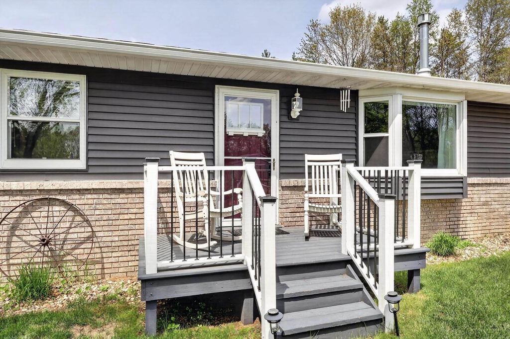 Photo of 9321 Buena Vista ROAD, Wisconsin Rapids, WI 54494 (MLS # 22602233)