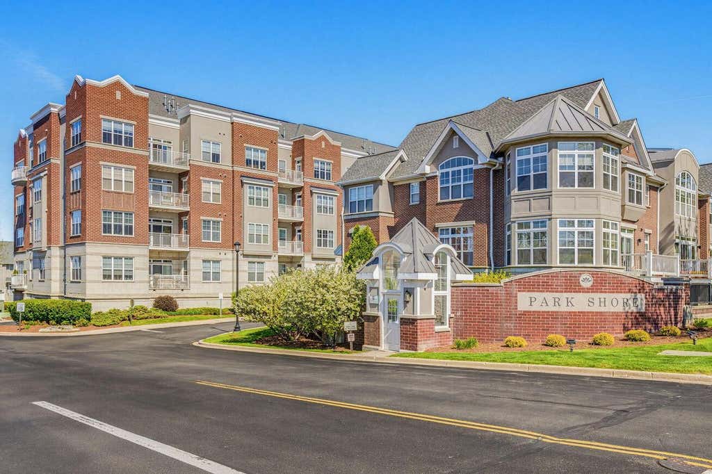 Photo of 3872 S Lake DRIVE #209, Saint Francis, WI 53235 (MLS # 1969360)