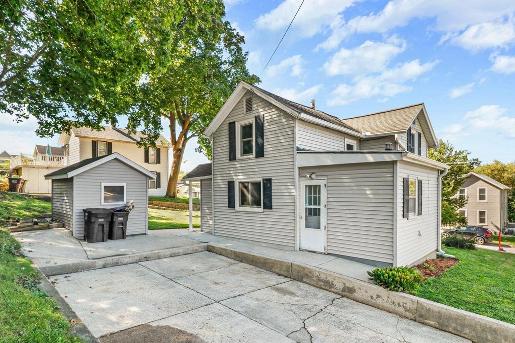 Photo of 225 Hillside AVENUE, Stoughton, WI 53589 (MLS # 2033931)