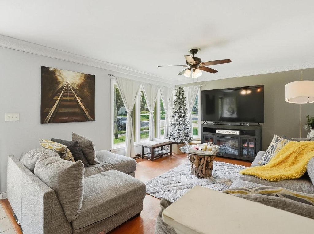 Photo of 6235 N 95th STREET, Milwaukee, WI 53225 (MLS # 1962011)