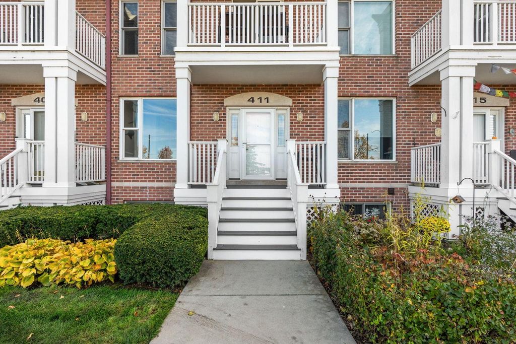 Photo of 411 54th STREET, Kenosha, WI 53140 (MLS # 1941136)