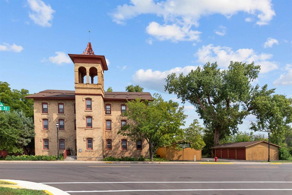 Photo of 251 E Main STREET #201, Omro, WI 54963 (MLS # 50335043)