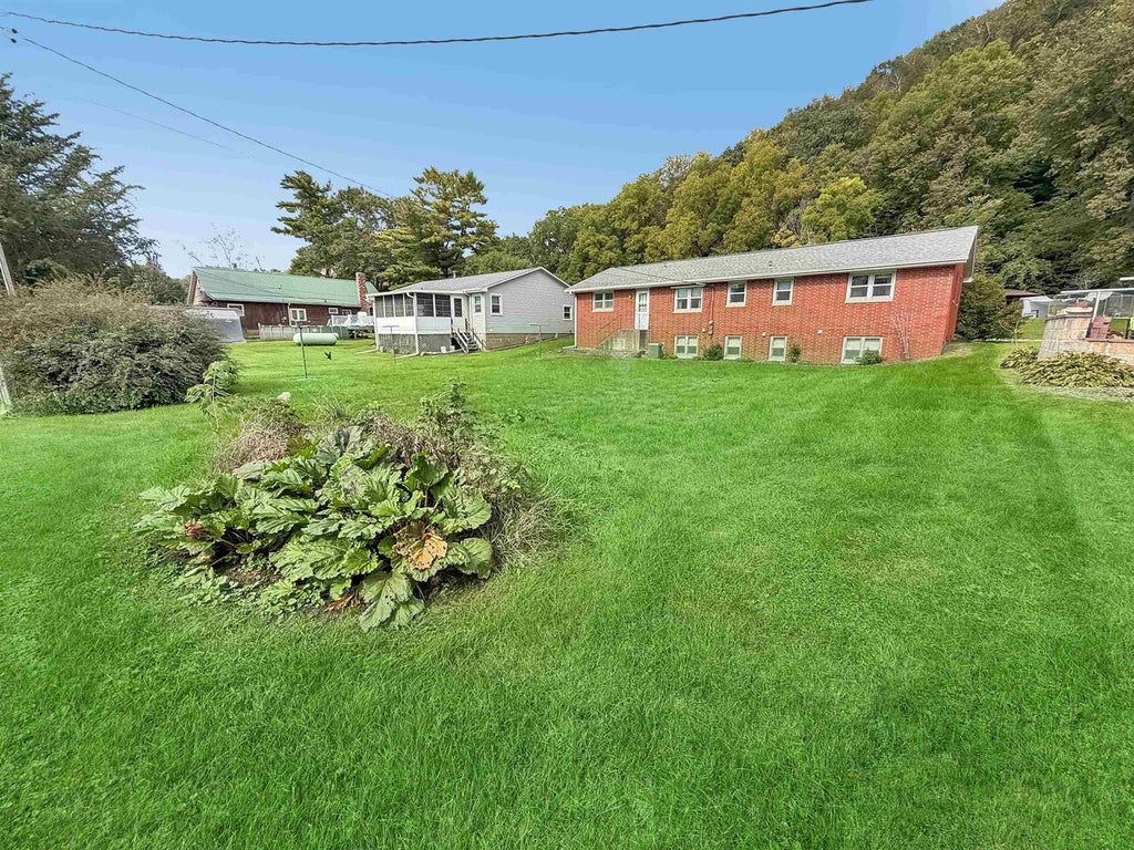 Photo of 214 E Bluff STREET, Cassville, WI 53806 (MLS # 2033845)
