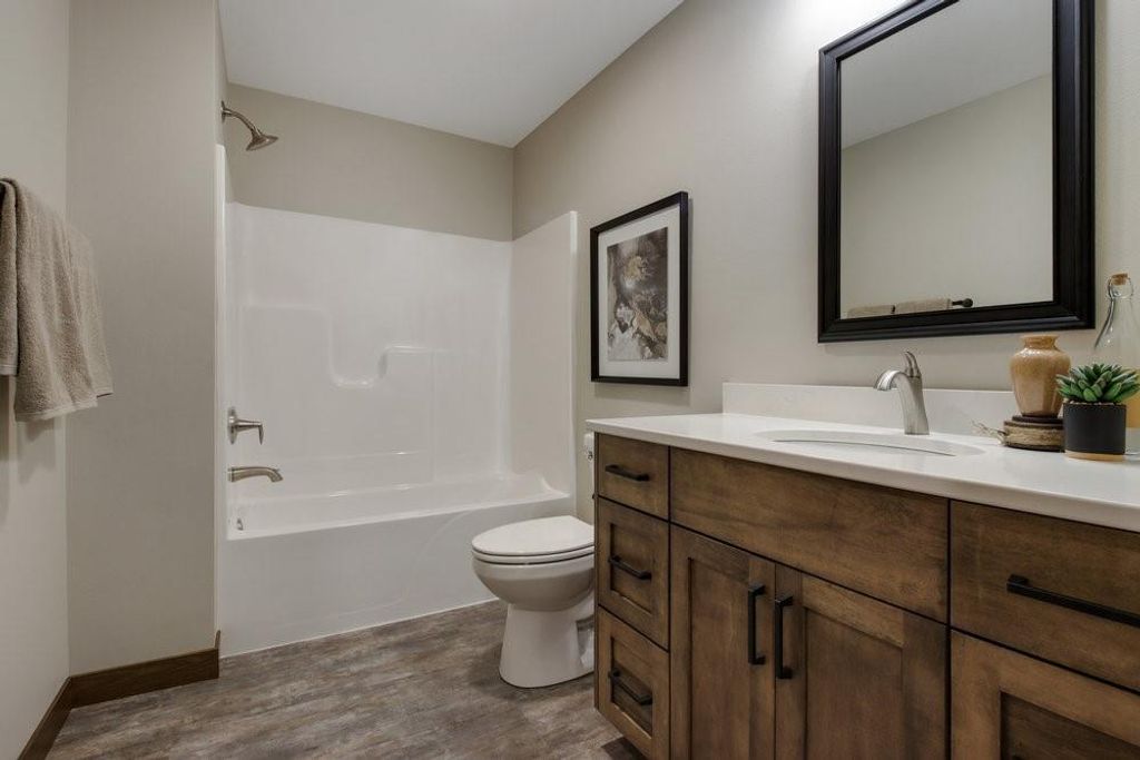 Photo of 5309 Evergreen BOULEVARD, Eau Claire, WI 54701 (MLS # 1598644)