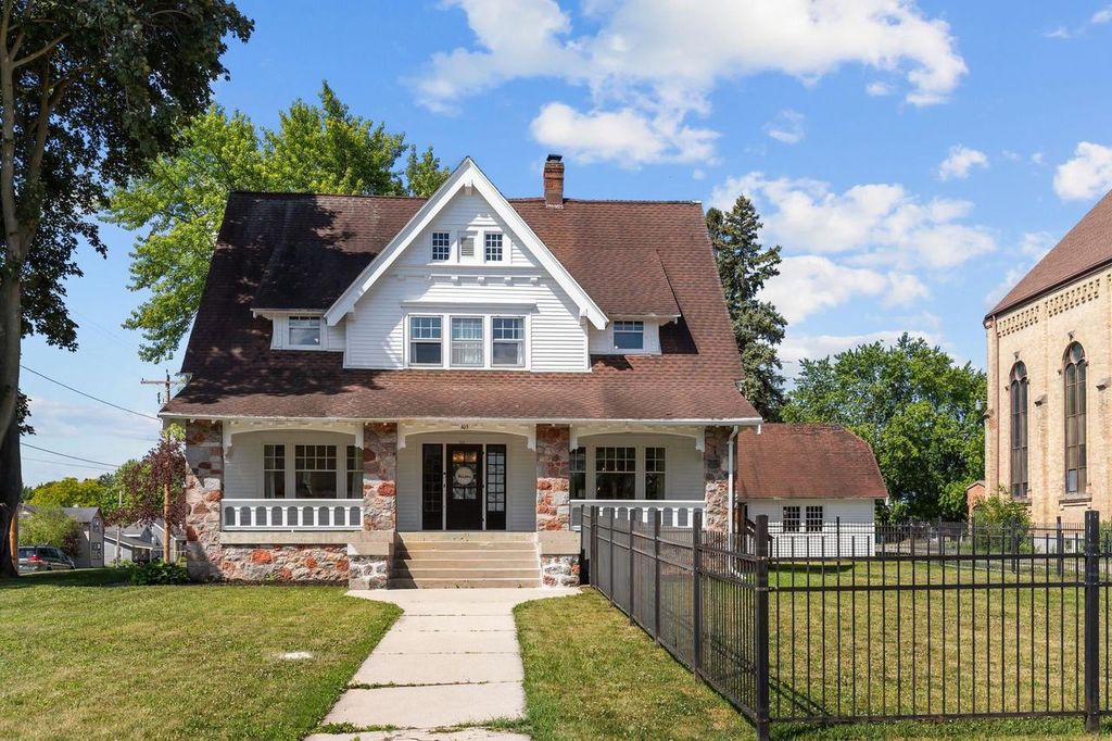 Photo of 105 N State STREET, Chilton, WI 53014 (MLS # 50327910)