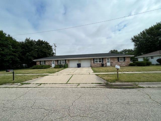 Photo of 2315-2319 Plymouth AVENUE, Janesville, WI 53545 (MLS # 2035586)