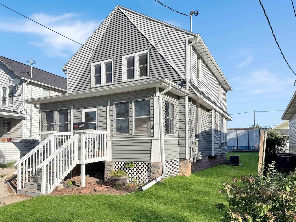 Photo of 522 1st STREET, Menasha, WI 54952 (MLS # 50333179)