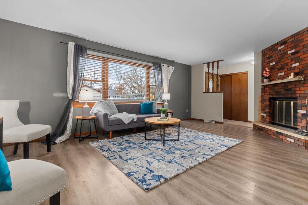 Photo of 340 Westbrook DRIVE, Oshkosh, WI 54904 (MLS # 50319831)