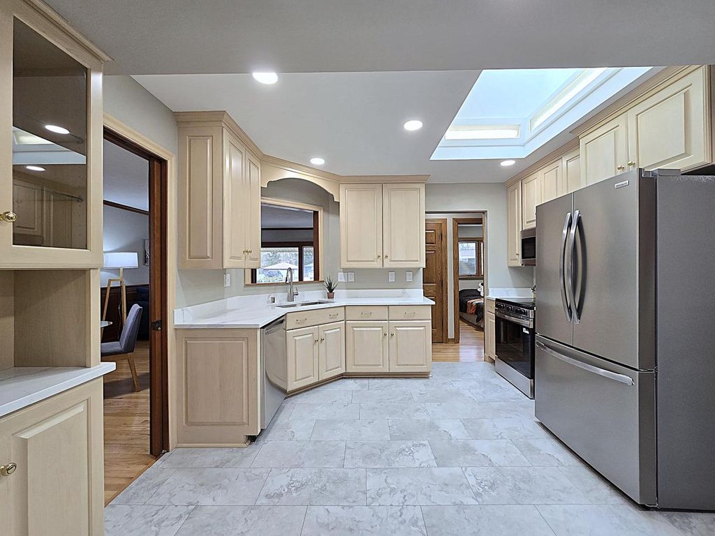 Photo of W147N8355 Manchester DRIVE, Menomonee Falls, WI 53051 (MLS # 1952335)